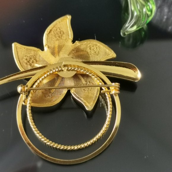Vintage Mesh Flower Brooch gold tone - Picture 6 of 6